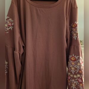 BloomChic Mauve Floral Embroidered Blouse